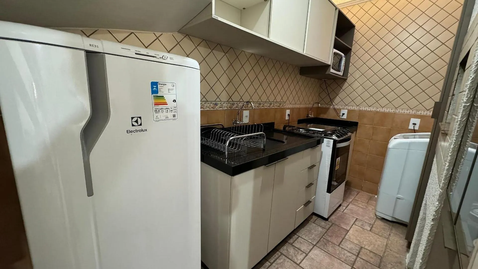 Appartamento A27 - Apartamento De 02 Suites No Centro. Bombinhas