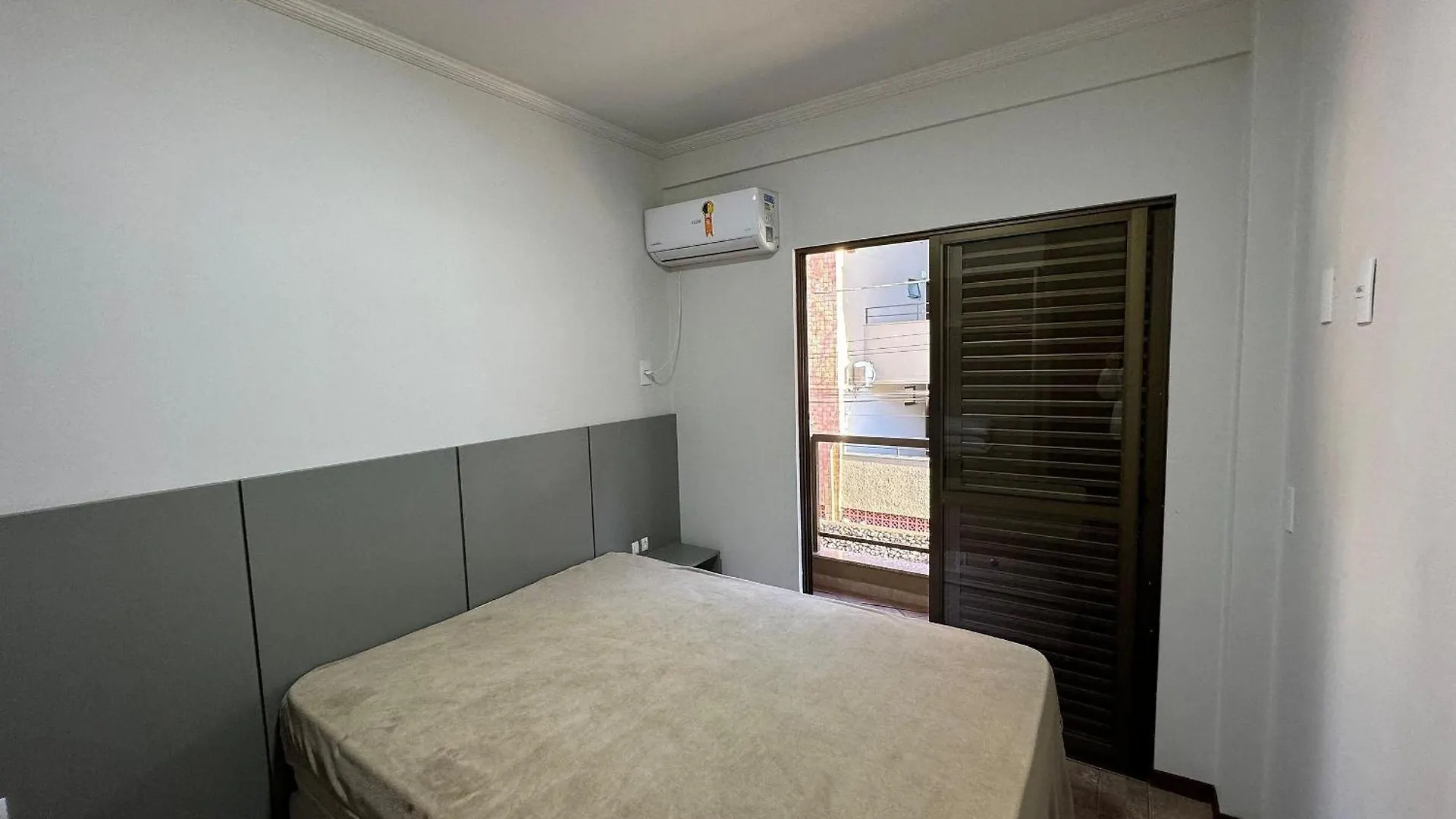 A27 - Apartamento De 02 Suites No Centro. Bombinhas 0*,  Brazil