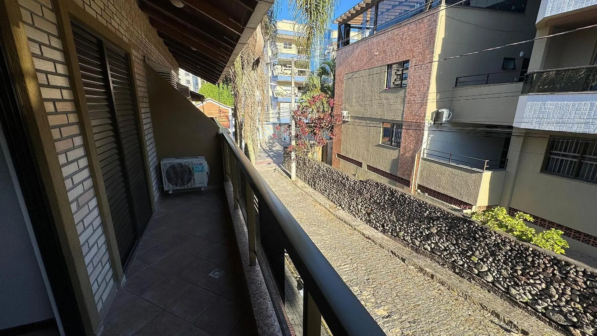 A27 - Apartamento De 02 Suites No Centro. Bombinhas 0*,